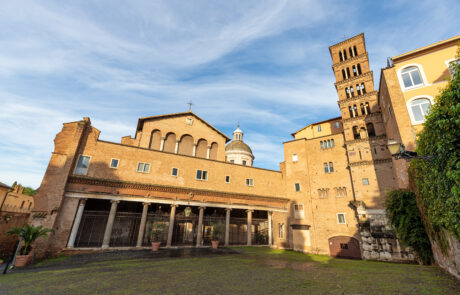 la chiesa dei santi giovanni e paolo al celio